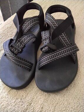 Chaco  CushZ Sandal size 6